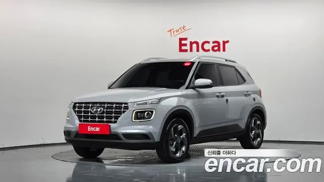 HYUNDAI VENUE 2023