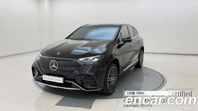 MERCEDES-BENZ EQE SUV X294 2026 — 3 642 км, чёрный, Корея — под ключ — фото 1