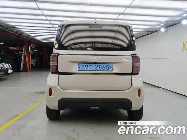 KIA KIA RAY EV 2024 — 28 098 км, белый-перламутр, Корея — под ключ — фото 3
