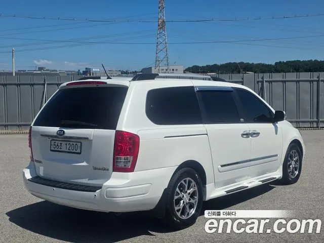 KIA CARNIVAL R 2014 — 126 850 км, белый, Корея — под ключ — фото 4