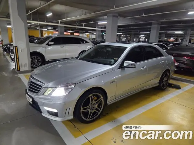 MERCEDES-BENZ E-CLASS W212 2010 — 175 328 км, серебристый, Корея — под ключ — фото 1