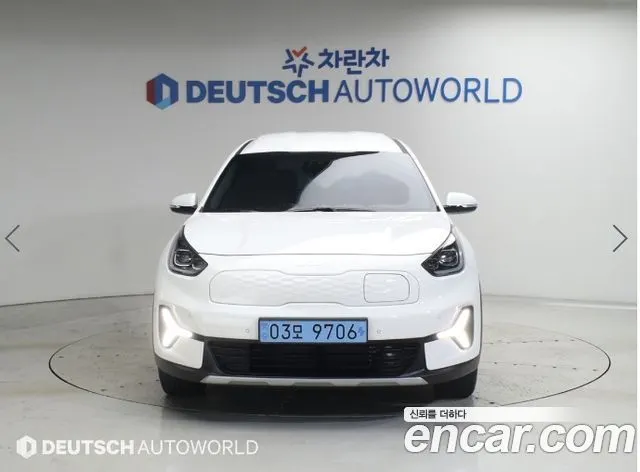 KIA NIRO PLUS 2023 — 55 630 км, белый, Корея — под ключ — фото 3