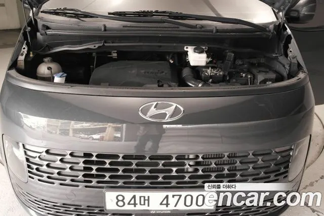 HYUNDAI STARIA 2022 — 170 133 км, серебристо-серый, Корея — под ключ — фото 6