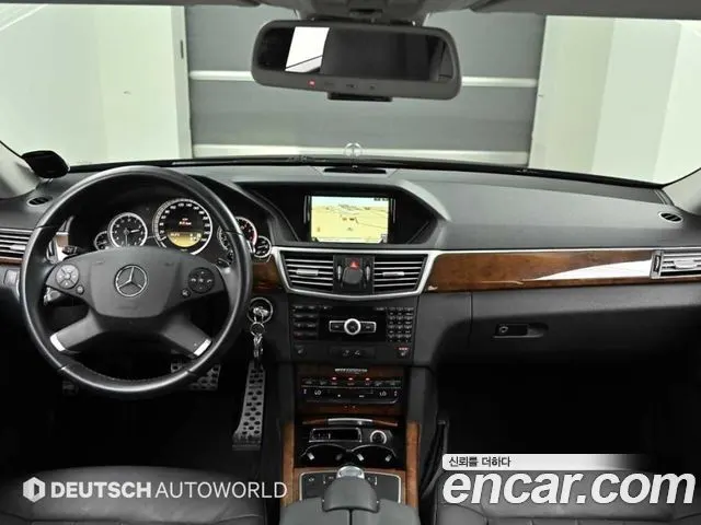 MERCEDES-BENZ E-CLASS W212 2011 — 84 956 км, чёрный, Корея — под ключ — фото 7