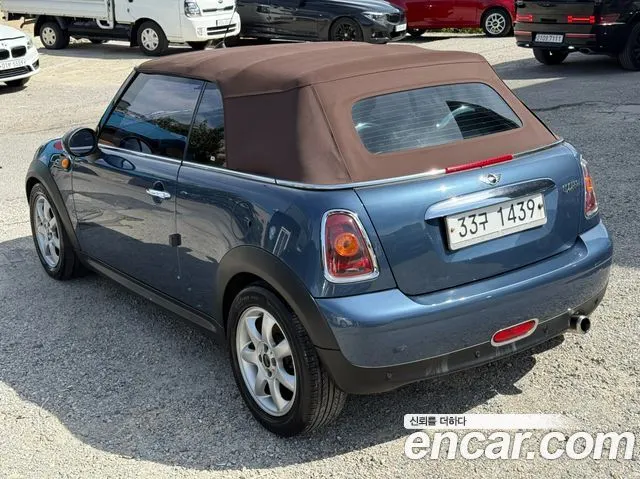 MINI COOPER CONVERTIBLE 2009 — 143 083 км, тёмно-зелёный, Корея — под ключ — фото 4
