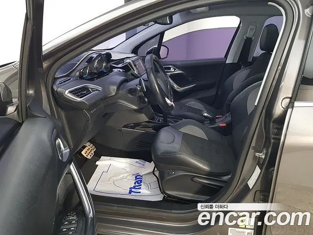 PEUGEOT 2008 2017 — 123 093 км, серебристо-серый, Корея — под ключ — фото 8