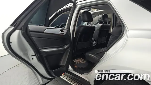 MERCEDES-BENZ GLE-CLASS W166 2018 — 52 312 км, серебристый, Корея — под ключ — фото 12