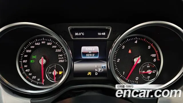 MERCEDES-BENZ GLE-CLASS W166 2018 — 52 312 км, серебристый, Корея — под ключ — фото 8