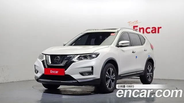 NISSAN X-TRAIL 2018