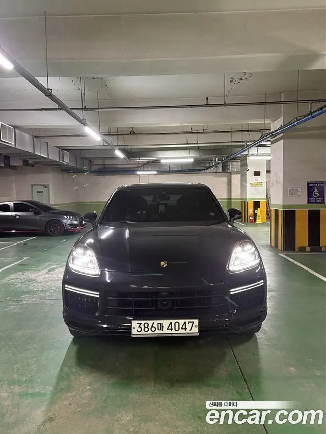 PORSCHE CAYENNE 2019