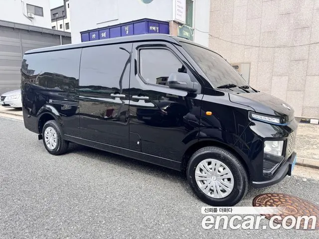 GEELY SE-A2 VAN 2023 — 12 700 км, чёрный, Корея — под ключ — фото 1