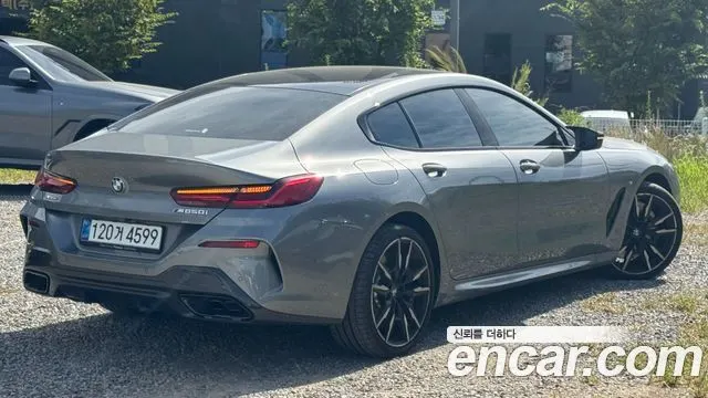 BMW 8 SERIES 2025 — 1 632 км, серебристо-серый, Корея — под ключ — фото 2