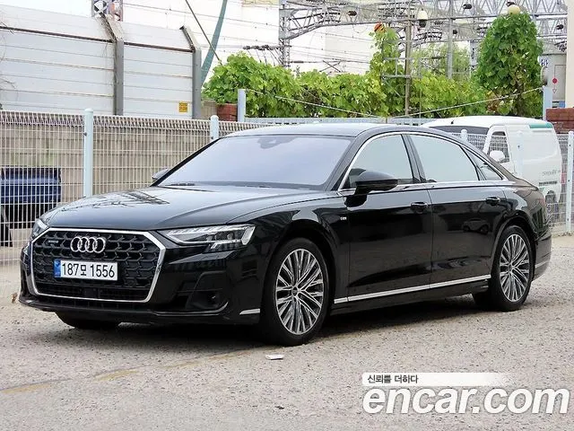 AUDI A8 D5 2022