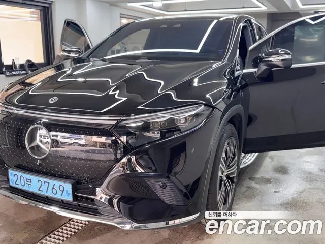 MERCEDES-BENZ EQS SUV X296 2024
