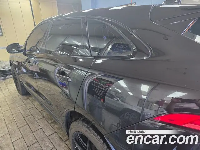 JAGUAR F-PACE 2017 — 113 000 км, чёрный, Корея — под ключ — фото 10