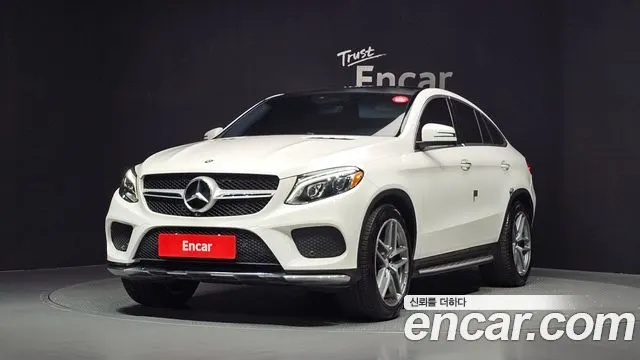 MERCEDES-BENZ GLE-CLASS W166 2017 — 177 973 км, белый, Корея — под ключ — фото 1
