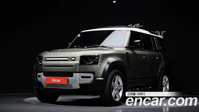 LAND ROVER DEFENDER 2022 — 49 990 км, светло-золотистый, Корея — под ключ — фото 1