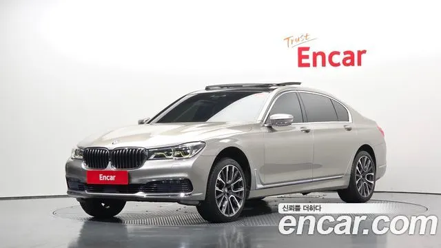 BMW 7 SERIES 2016 — 194 859 км, светло-золотистый, Корея — под ключ — фото 1
