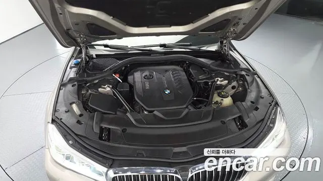 BMW 7 SERIES 2016 — 194 859 км, светло-золотистый, Корея — под ключ — фото 6