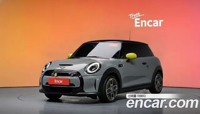 MINI COOPER ELECTRIC 2022 — 41 607 км, серебристо-серый, Корея — под ключ — фото 2