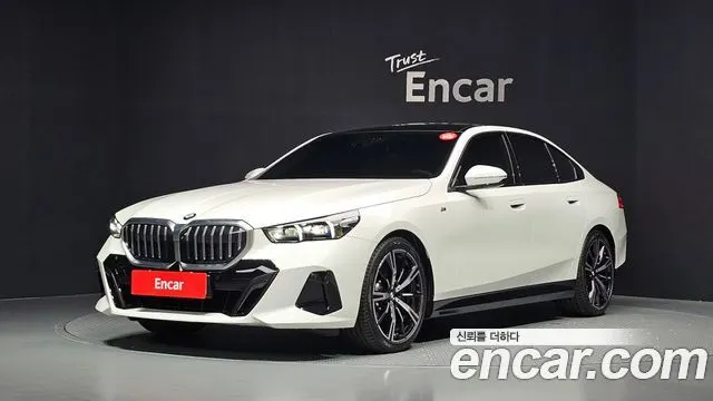 BMW 5 SERIES G60 2025