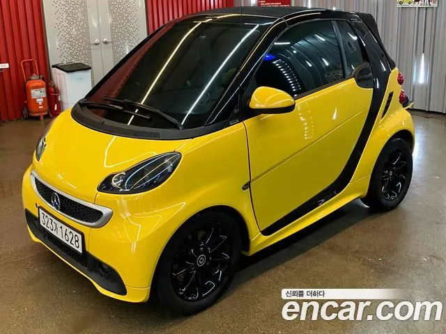 SMART FORTWO CABRIO 2013 — 123 400 км, жёлтый, Корея — под ключ — фото 1