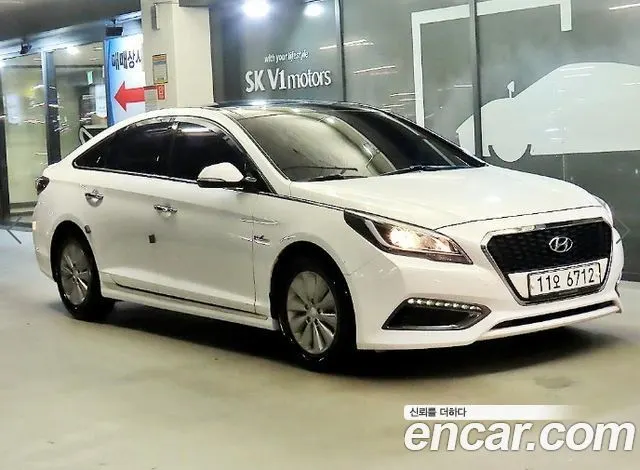 HYUNDAI SONATA HYBRID LF 2016