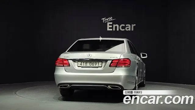 MERCEDES-BENZ E-CLASS W212 2016 — 112 075 км, серебристый, Корея — под ключ — фото 4