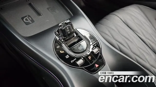 BYD SEAL 2026 — 12 483 км, светло-серебристый, Корея — под ключ — фото 9