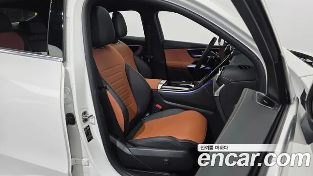 MERCEDES-BENZ GLC-CLASS X254 2025 — 15 570 км, белый, Корея — под ключ — фото 12