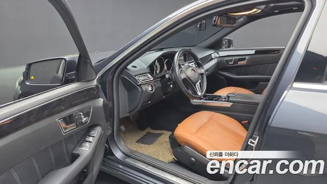 MERCEDES-BENZ E-CLASS W212 2016 — 115 940 км, светло-серебристый, Корея — под ключ — фото 10
