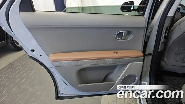 HYUNDAI IONIQ 5 2022 — 23 386 км, серебристо-серый, Корея — под ключ — фото 10