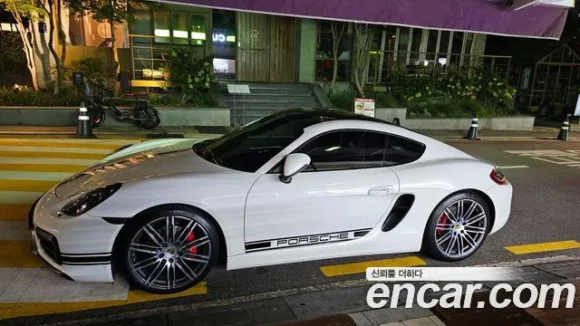PORSCHE CAYMAN 2016