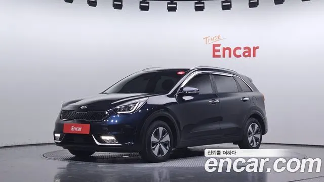 KIA NIRO 2018 — 132 455 км, синий, Корея — под ключ — фото 1