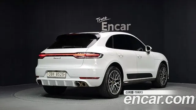 PORSCHE MACAN 2016 — 226 967 км, Корея — под ключ — фото 2