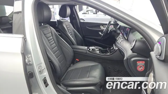 MERCEDES-BENZ E-CLASS W213 2017 — 166 273 км, серебристый, Корея — под ключ — фото 11