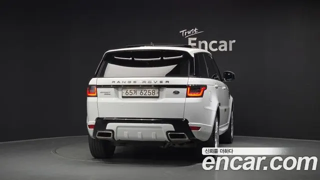 LAND ROVER RANGE ROVER SPORT 2018 — 120 820 км, белый, Корея — под ключ — фото 4