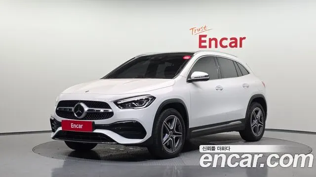 MERCEDES-BENZ GLA-CLASS H247 2023