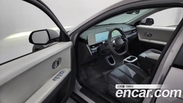 HYUNDAI IONIQ 5 2023 — 47 735 км, серебристо-серый, Корея — под ключ — фото 10