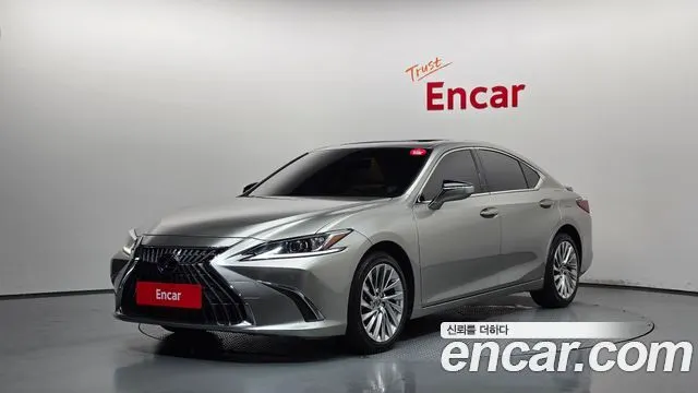 LEXUS ES300H 2023