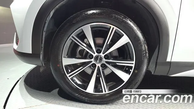 BYD ATTO 3 2025 — 34 570 км, белый, Корея — под ключ — фото 5