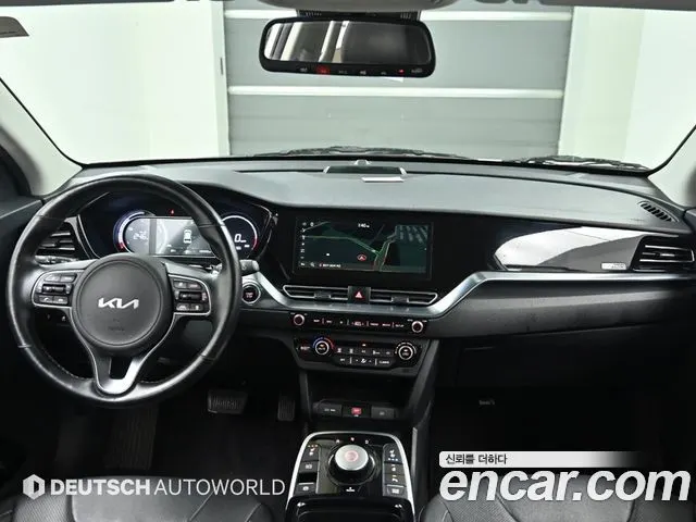 KIA NIRO PLUS 2023 — 157 056 км, белый, Корея — под ключ — фото 7