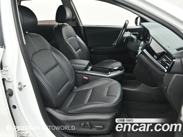 KIA NIRO PLUS 2023 — 157 056 км, белый, Корея — под ключ — фото 10
