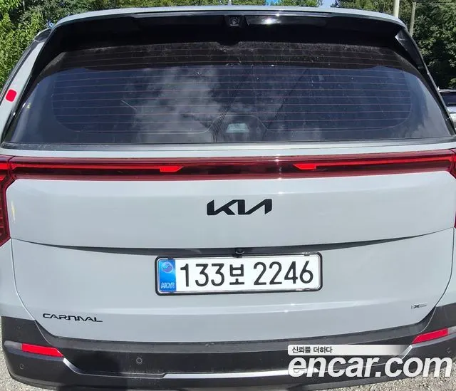 KIA CARNIVAL 2026 — 1 500 км, светло-серебристый, Корея — под ключ — фото 4