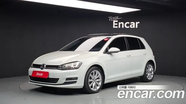 VOLKSWAGEN GOLF 2016