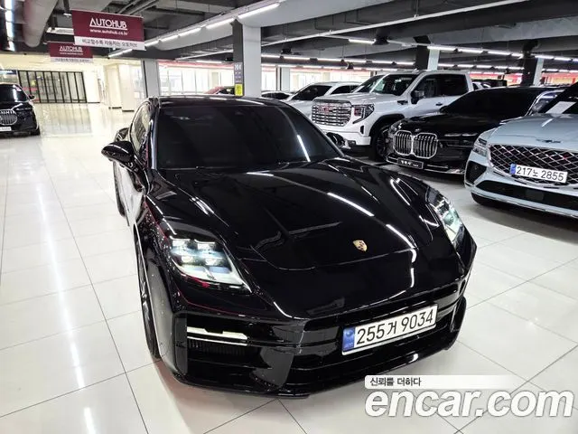 PORSCHE PANAMERA 2024