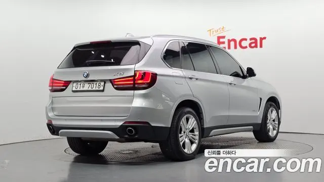 BMW X5 2015 — 123 693 км, серебристо-серый, Корея — под ключ — фото 2