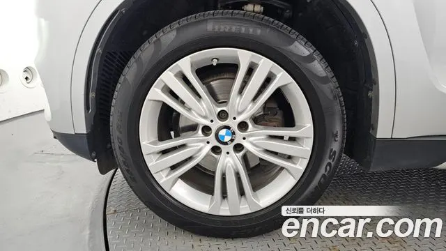 BMW X5 2015 — 123 693 км, серебристо-серый, Корея — под ключ — фото 5