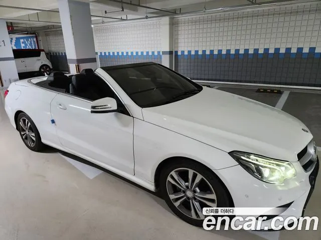 MERCEDES-BENZ E-CLASS W212 2014 — 150 000 км, белый, Корея — под ключ — фото 1