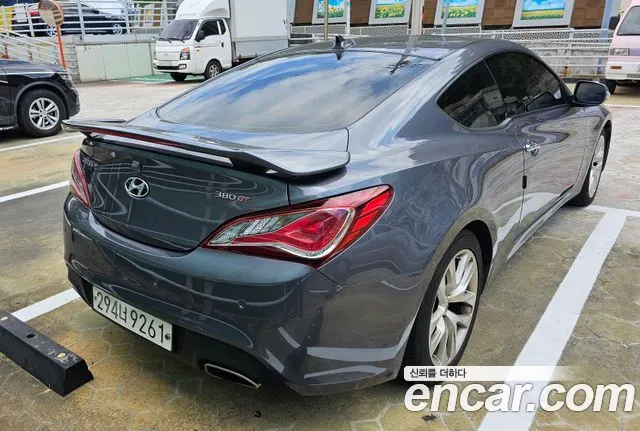 HYUNDAI GENESIS COUPE 2015 — 102 300 км, серебристо-серый, Корея — под ключ — фото 6